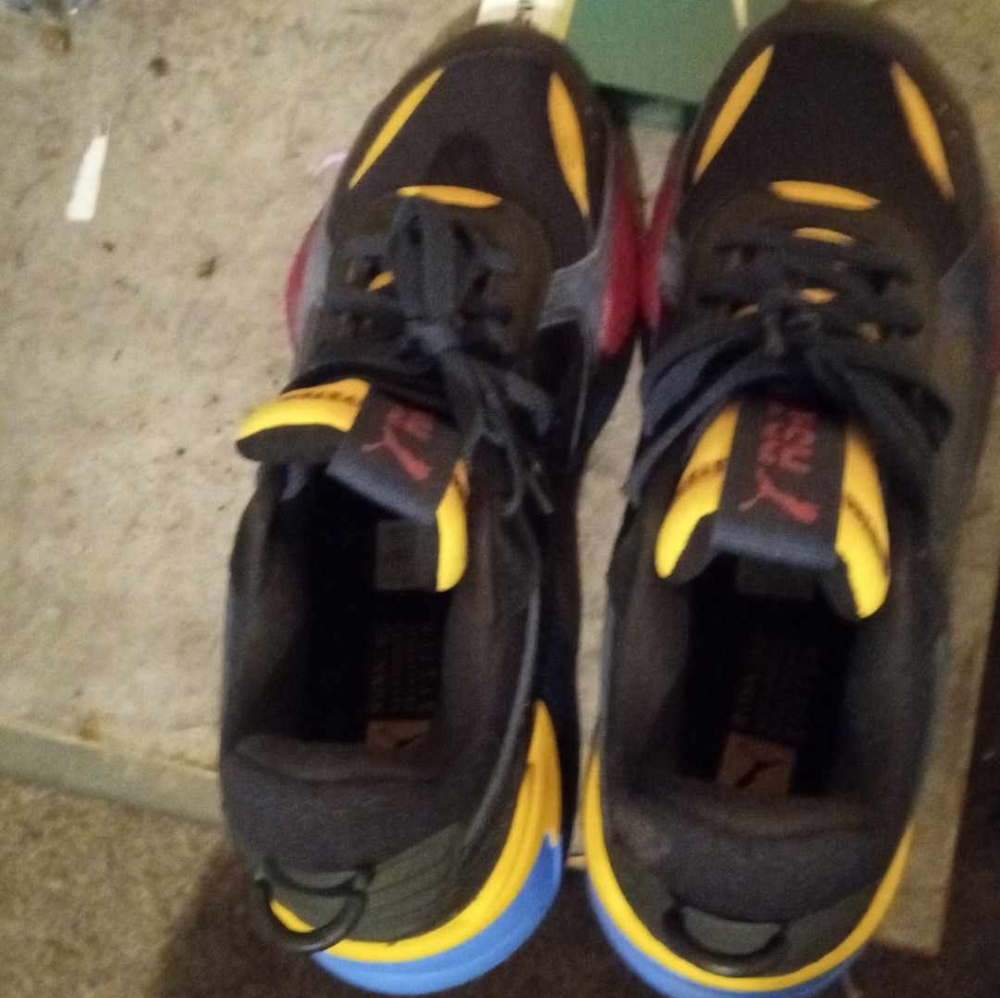 Shoes